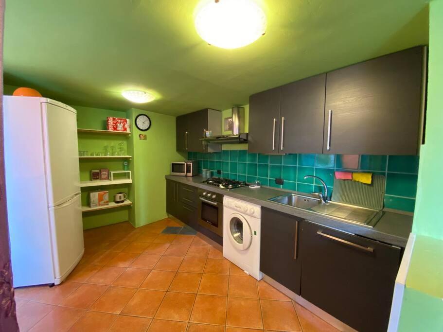 Apartament Rainbow House Intra Zewnętrze zdjęcie